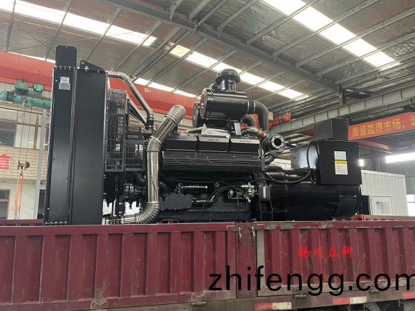 500kw上(shang)柴股(gu)份柴油髮(fa)電(dian)機組